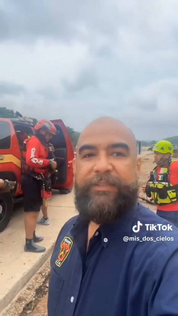 Una brigada mexicana viajó a Kerrville tras el desborde del río Guadalupe
