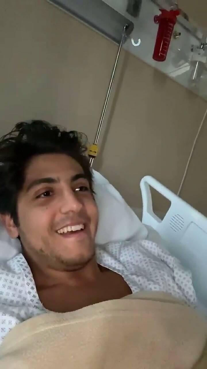 Facundo Calvo tuvo que ser internado de urgencia y lo contó desde las redes sociales