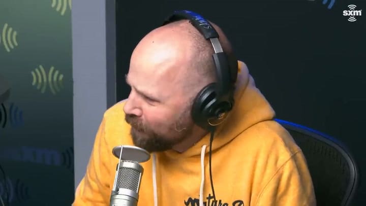 Dwayne 'The Rock' Johnson pide a los restaurantes que hagan la comida que lleva consigo