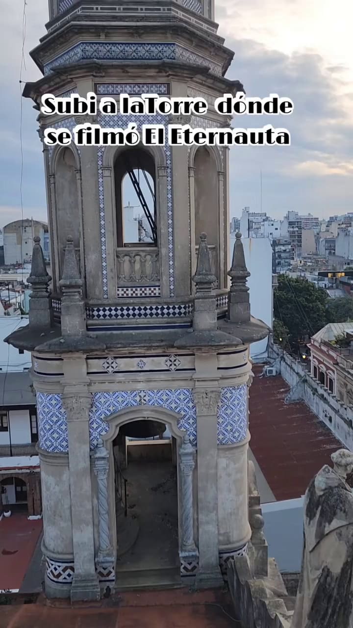 Adriana disfruta de su pasión de visitar cúpulas de Buenos Aires