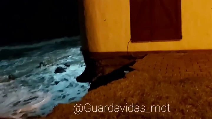 El derrumbe de una casa en Mar del Tuyú