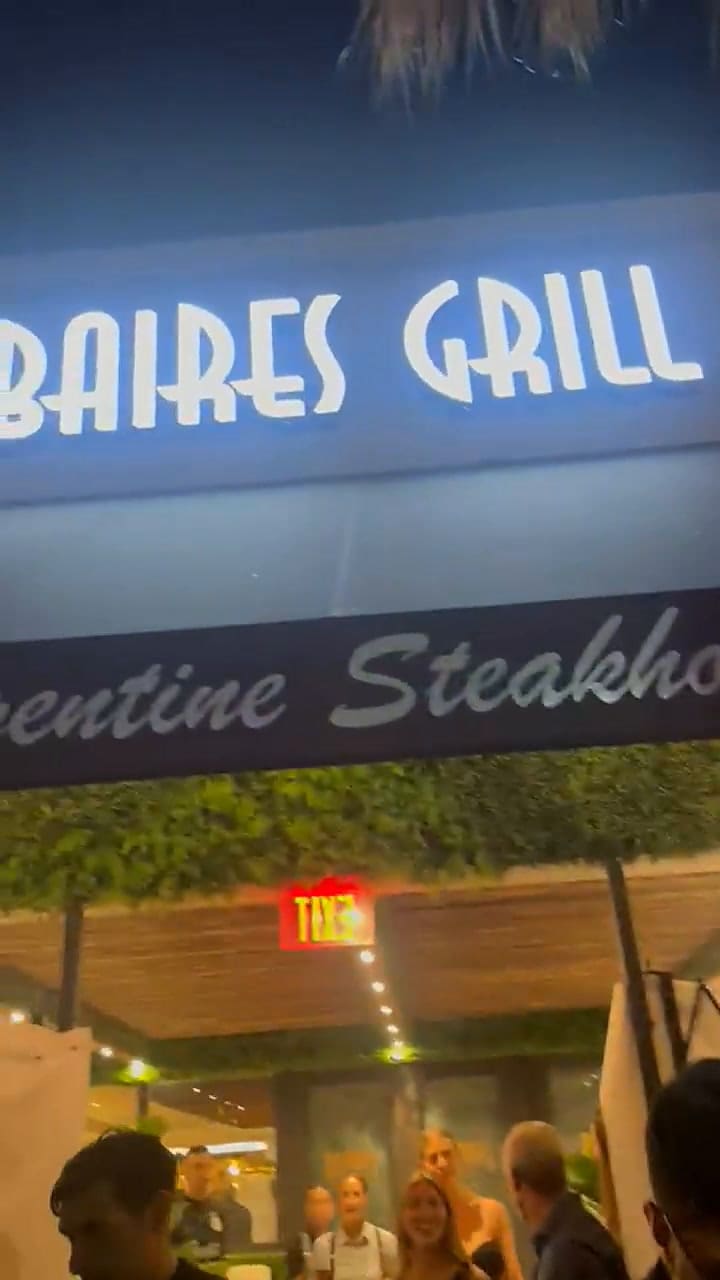 Así se retiraba La Scaloneta del restaurante de Natalia Denegri en Miami