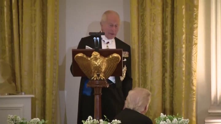 La devolución de gentilezas de Carlos III