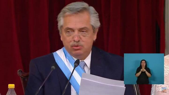 Alberto Fernández denunció persecuciones de la Justicia y anunció cambios en ese campo