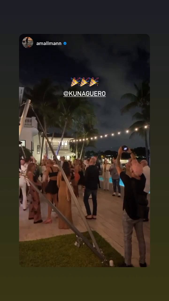 Imágenes del festejo de cumpleaños de Kun Agüero