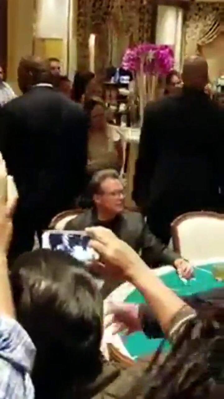 A pesar de todo, Luis Miguel, no perdió su sonrisa - Fuente: Twitter