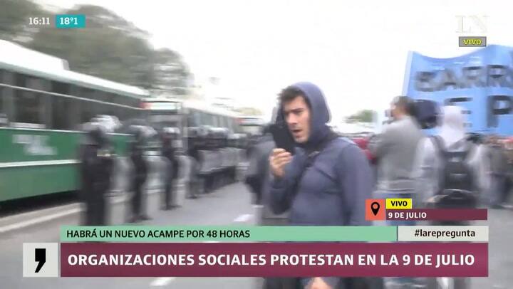 Tensión: Organizaciones sociales protestan en la 9 de julio