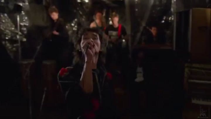 Extracto de la película soviética "Assa" de 1987 dirigida por Sergei Solovyov