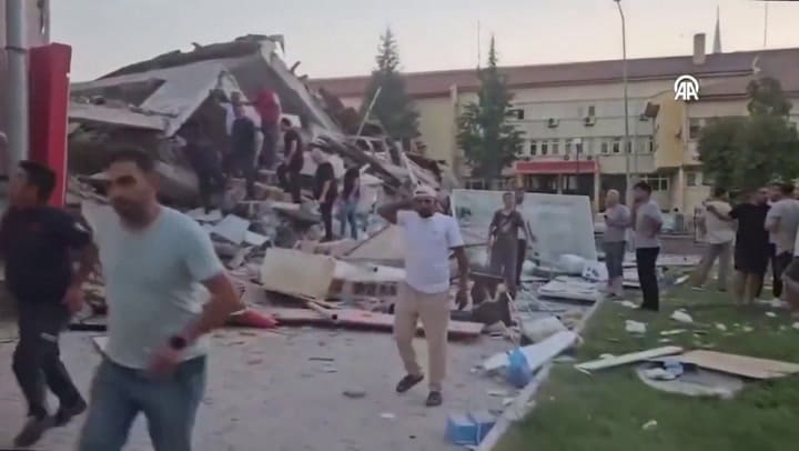 Ssstwitter.com 1754856872223