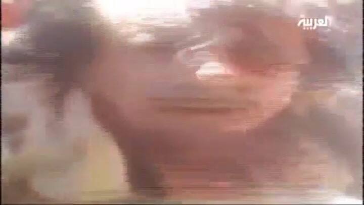 La última discusión de Khadafy con los rebeldes (YouTube/AlArabiya)