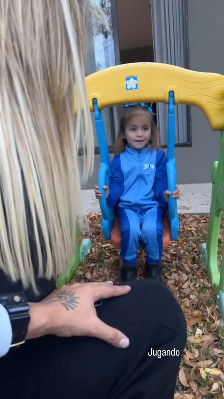 Wanda Nara cuidó de Jamaica y él compartió el video en sus redes