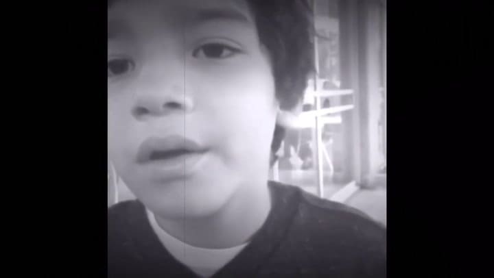 Un niño con autismo emocionó a Coldplay y revolucionó las redes