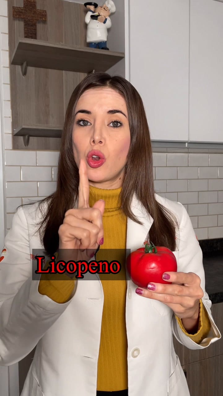 Cómo preparar un jugo de tomate para reducir la hipertensión arterial