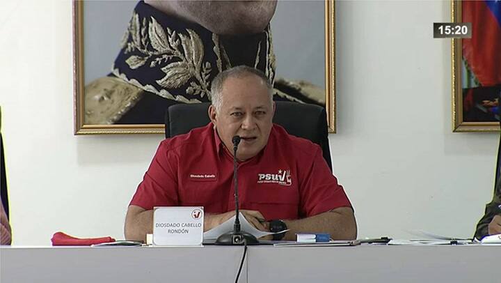 El chavismo rompió el silencio sobre el avión renido en Ezeiza y apuntó contra el imperialismo