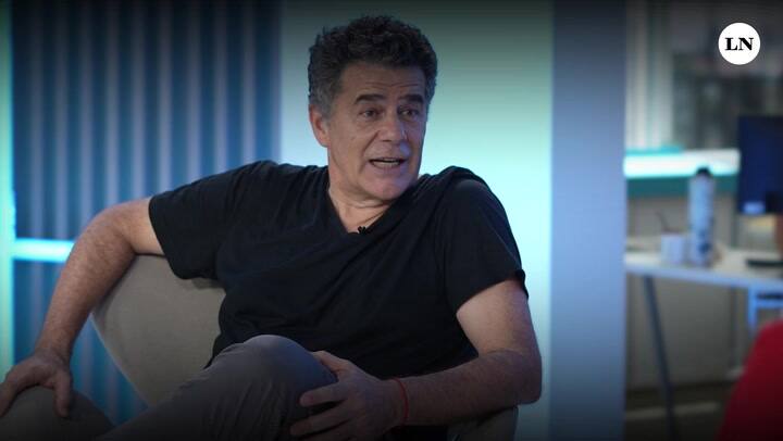 Entrevista Julián Weich con Maite Peñoñori