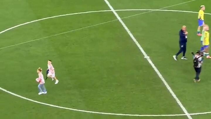 El tierno gesto de Leonardo Perisic con Neymar tras la eliminación de Brasil