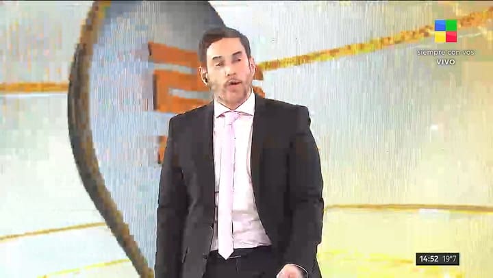 En Intrusos anunciaron que El Polaco fue internado por un forunculo en un gluteo