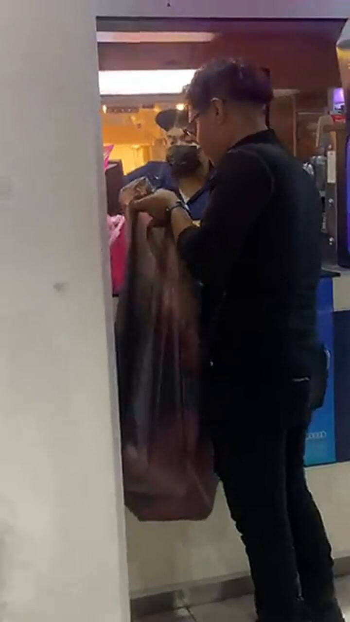 El escrache a los empleados parte 2