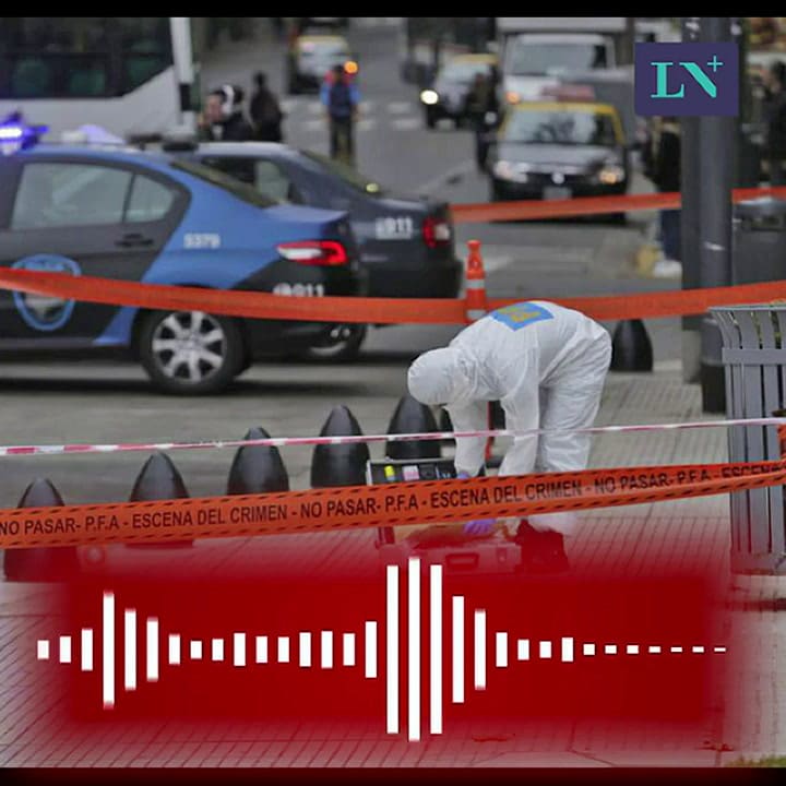 La comunicación emitida por el Centro de Comando y Control de la Policía para rastrear al auto de lo