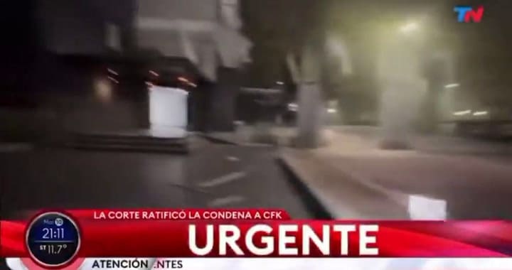 Los destrozos en el hall de TN y Canal 13