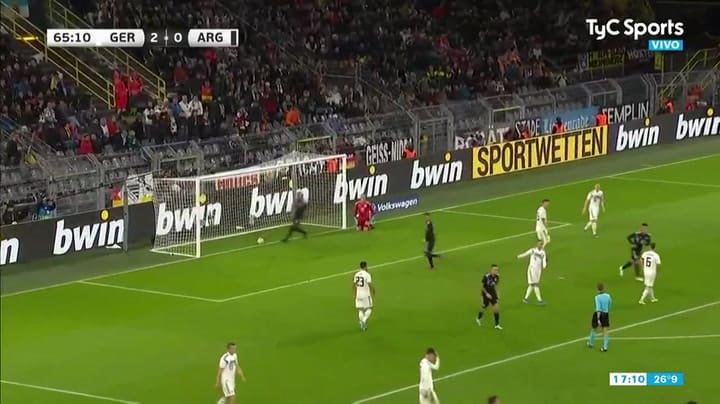 Gol de Argentina: Alario, de cabeza