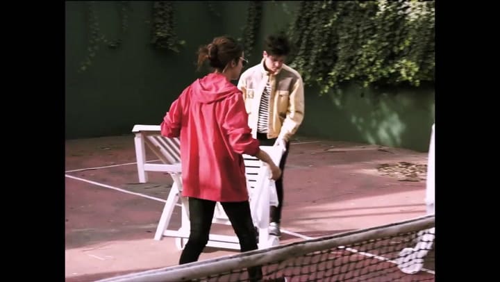 Vueltas: el primer single y videoclip de Salvapantallas