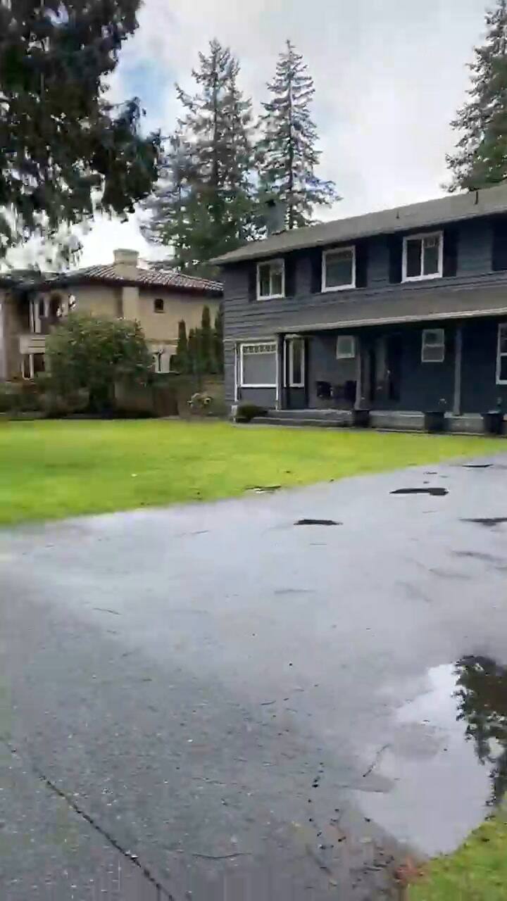 Un joven evidenció un problema común de los barrios de Canadá y Estados Unidos