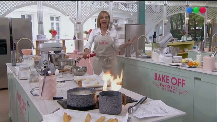Se Prendió Fuego La Cocina De Eliana Guercio Con La Explosión De Churros - Bake Off Famosos