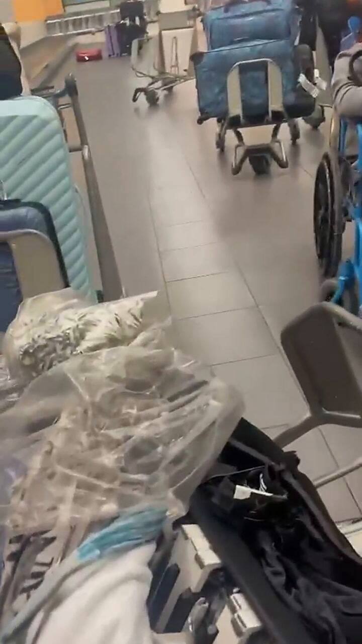 Una viajera mostró su piano destrozado después de un vuelo internacional