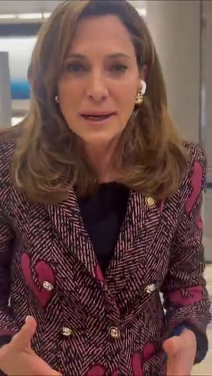 La representante Salazar aplaudió al sheriff Judd