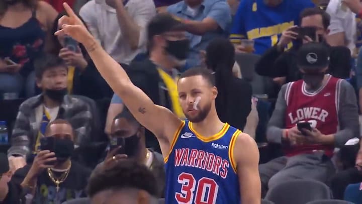 NBA: LeBron James se convirtió en el máximo anotador de la historia en la tabla “combinada”