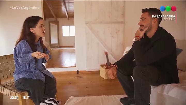 Nico Occhiato visitó la casa de una participante de La Voz Argentina