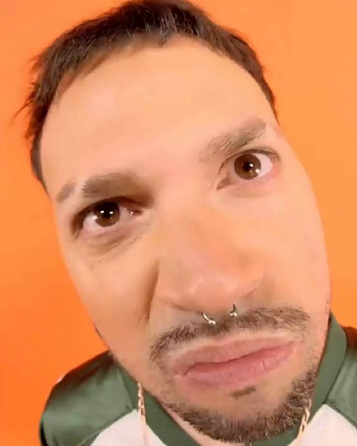 El tráiler de 'Uy', la primera canción de Flor Vigna