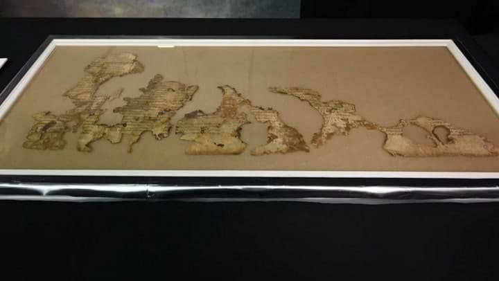 Israel desveló un manuscrito bíblico de 2.000 años de antigüedad - Fuente: AFP