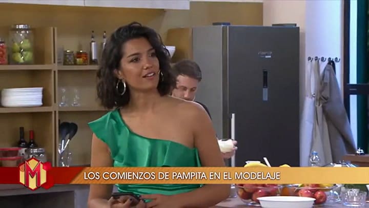 Pampita y su confesión 'hot' en el comienzo de Mujeres de eltrece: 'Soy un recontra 10 en la cama' -