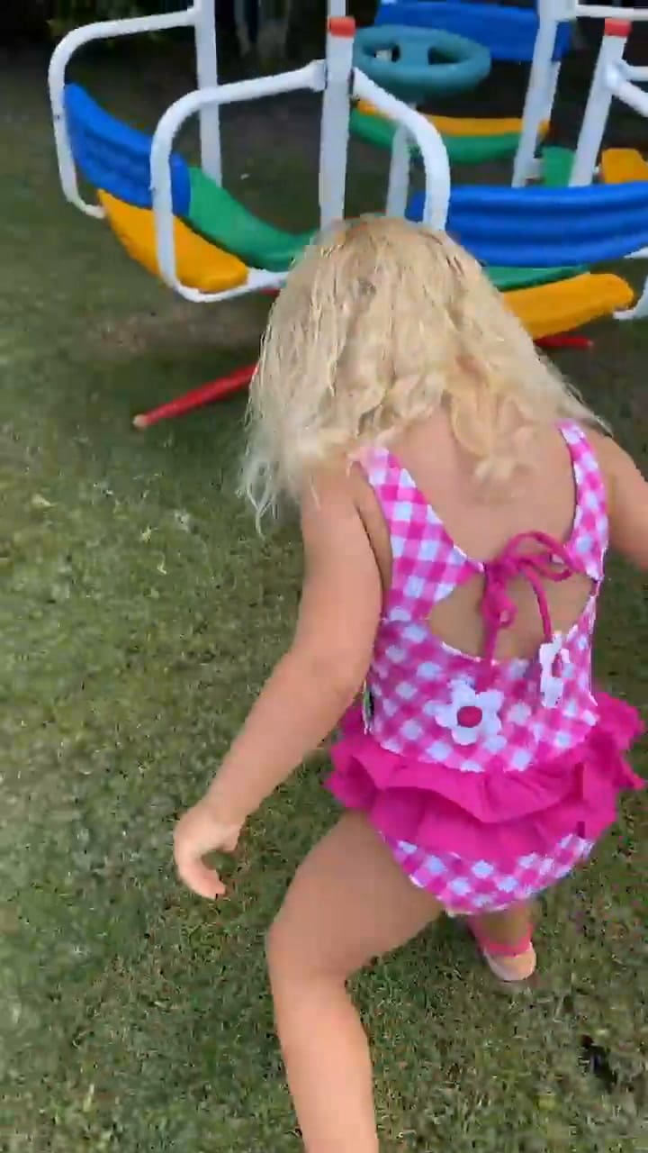 Luciana Salazar sobre su hija Matilda en Instagram: 'Cuenta en castellano y en ingles'