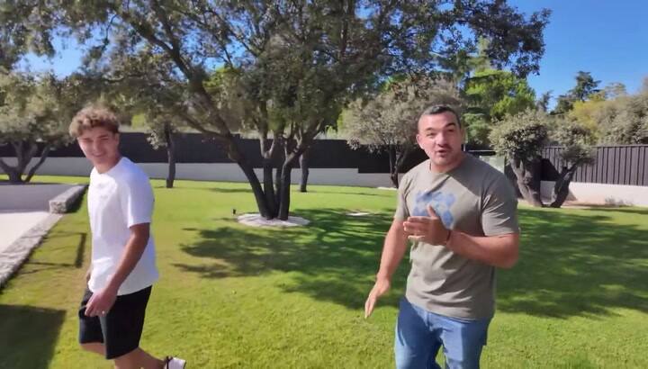 Julián Álvarez explicó cuál es su serie de preferencia