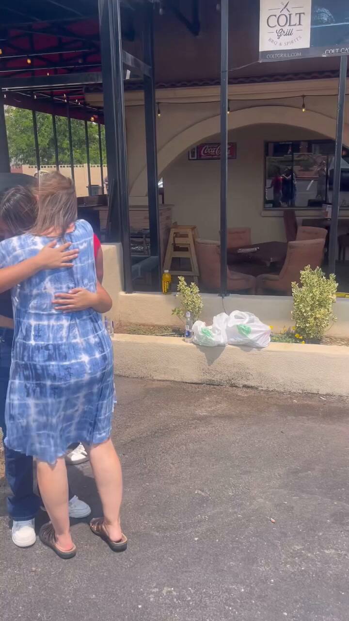 El padre de Ximena trabajaba en Colt Grill y fue detenido por el ICE
