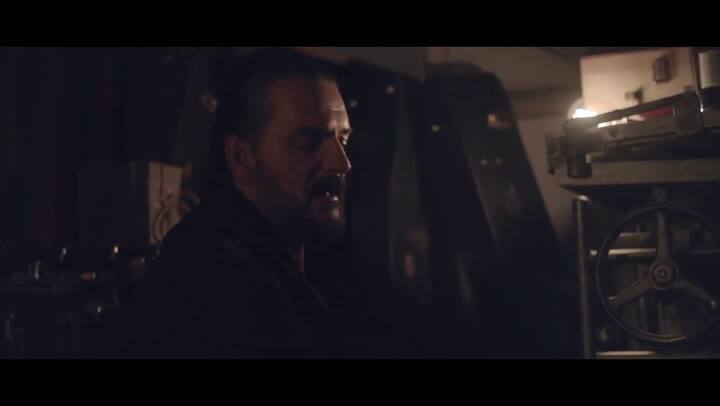 Ricardo Arjona - El Que Olvida (A Solas Con el Circo Soledad)