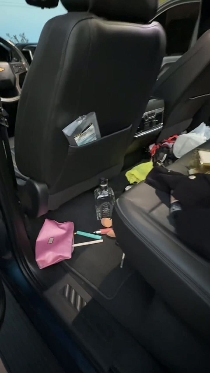 Damabeabee 7433192606974233899