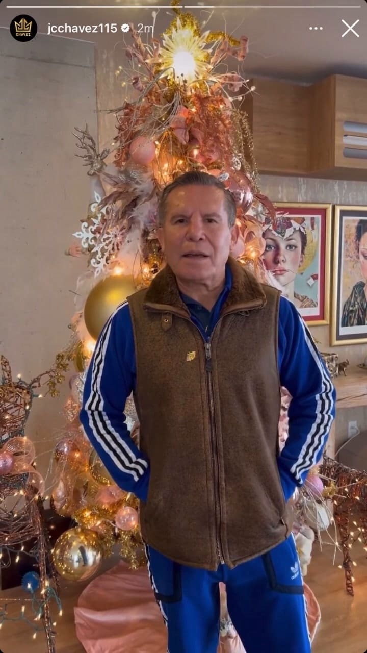 Julio César Chávez, triste por su hijo