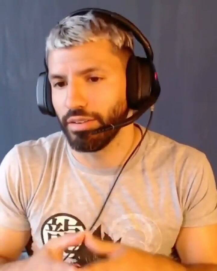 El Kun Aguero se enojó con los usuarios: '¡No tengo la Play, no tengo la play!'