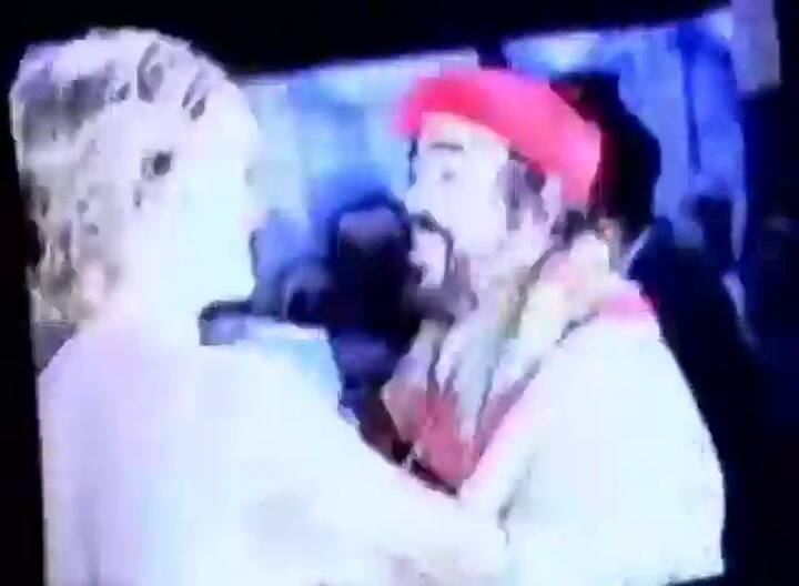 U2 y Pavarotti - Miss Sarajevo - Fuente: YouTube