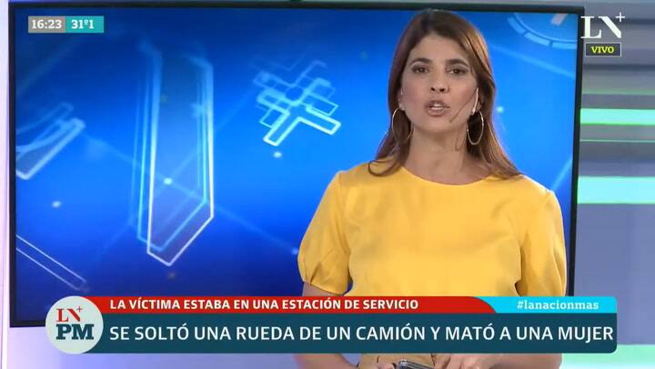 Se soltó una rueda de un camión y mató a una mujer que estaba en una estación de servicio