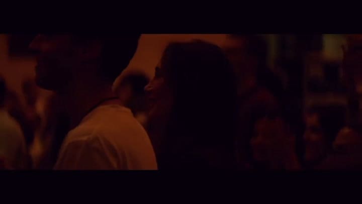 Paul McCartney canta 'My Valentine', en su presentación sorpresa en Nueva York - Fuente: YouTube