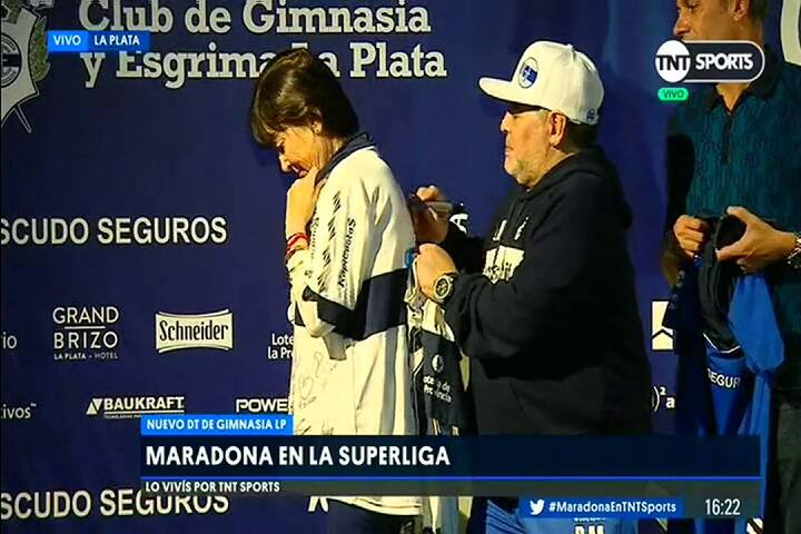 El momento de Diego con la hermana de Cristina Kirchner