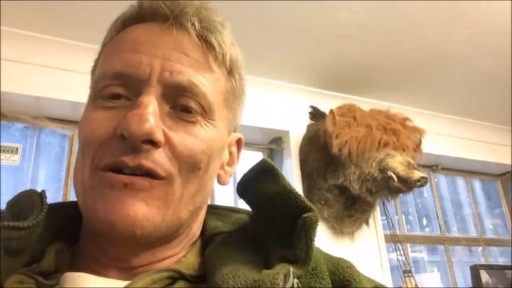 Encontró oro en un tanque de guerra, los devolvió y nunca recibió un agradecimiento