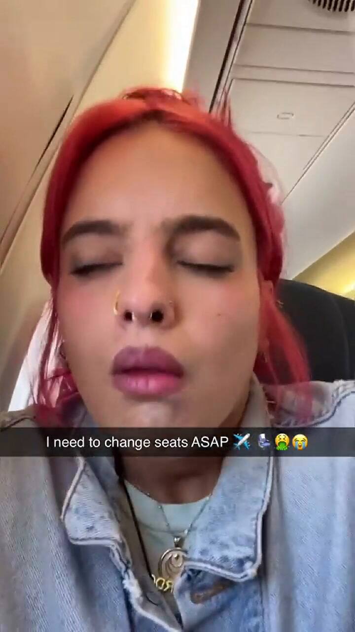 Una pasajera reveló el desagradable momento que vivió en un avión