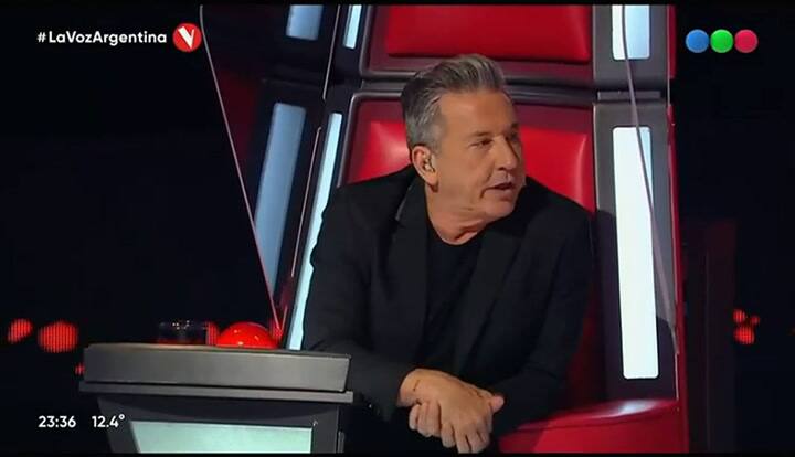 El reto de Ricardo Montaner a Lali y Mau y Ricky en La Voz - Fuente: Telefe