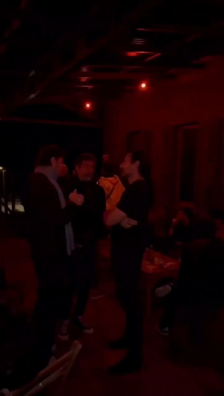 Nicolás Repetto debutó como cantante